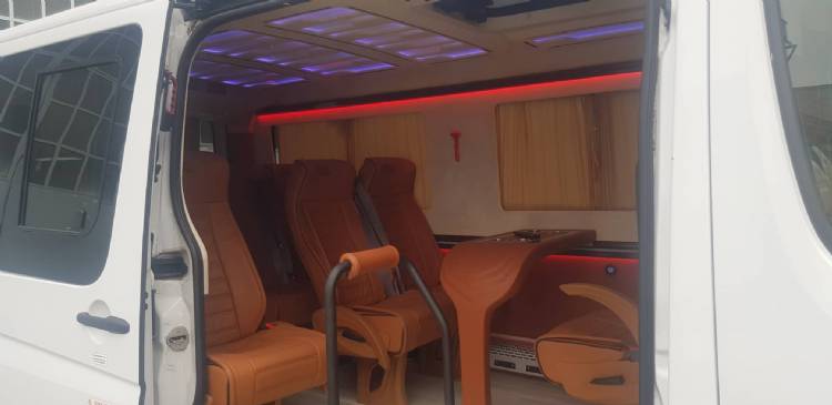 VIP 9 Seaters Minibus