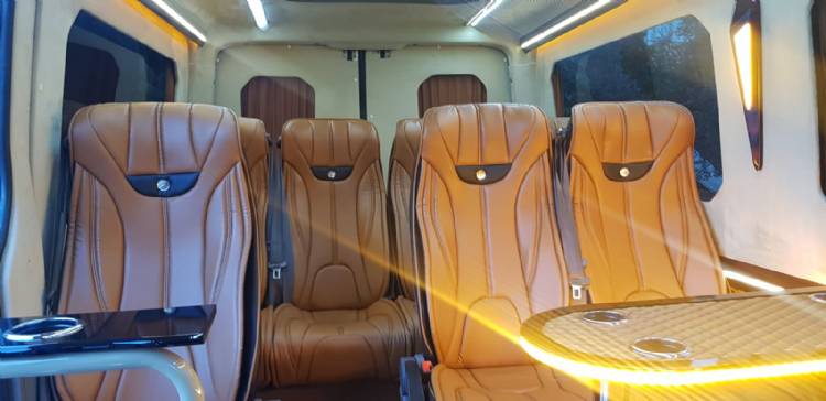 VIP 9 Seaters Minibus